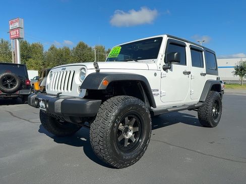 Used 2015 Jeep Wrangler Unlimited Sport AWD/4WD image 1