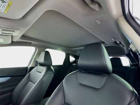 Certified 2025 Nissan Murano SL AWD/4WD image 15