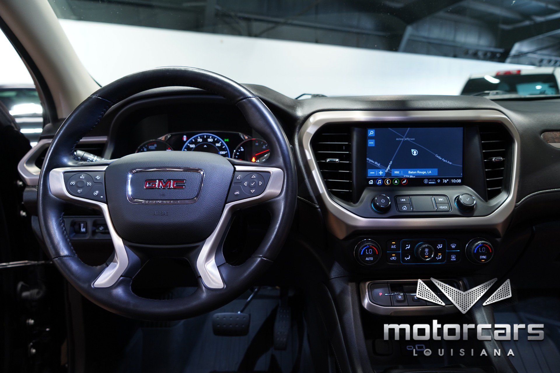 Used 2021 GMC Acadia Denali w/ Denali Technology Package FWD image 32