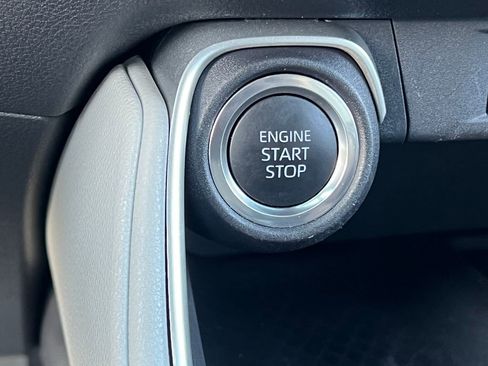 Used 2025 Toyota Grand Highlander AWD image 28