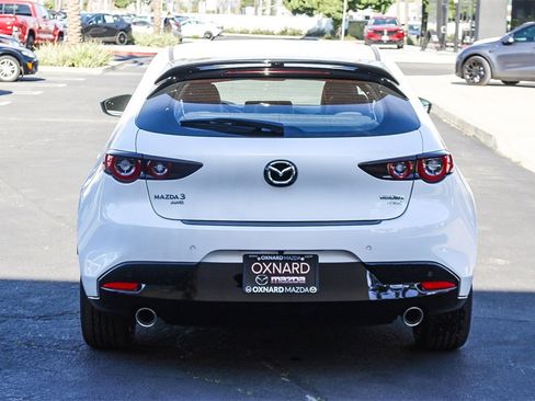 New 2026 MAZDA MAZDA3 Hatchback w/Premium Plus Pkg image 5