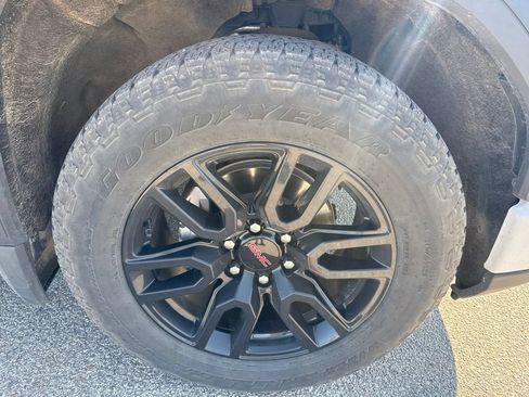 Certified 2024 GMC Sierra 1500 Pro w/ Graphite Edition RWD image 7