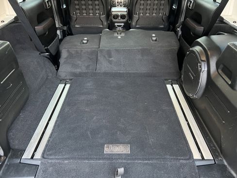 Used 2021 Jeep Wrangler Unlimited Rubicon w/ Uconnect 4C Nav & Sound Group image 20