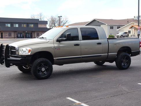 Used 2009 Dodge Ram 2500 Truck SLT image 10