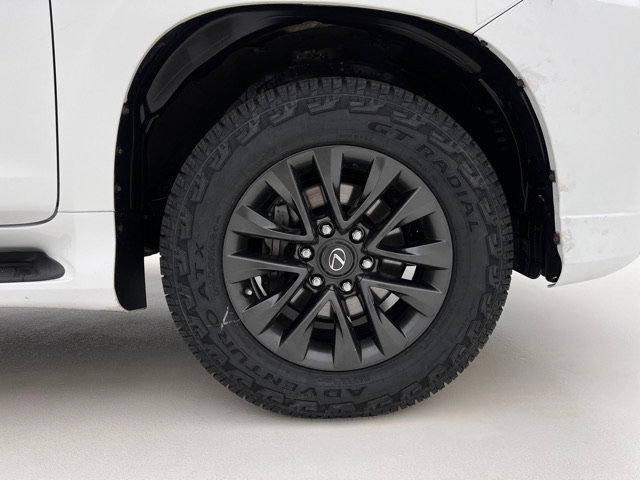 Used 2020 Lexus GX 460 Premium w/ Premium Package AWD/4WD image 32