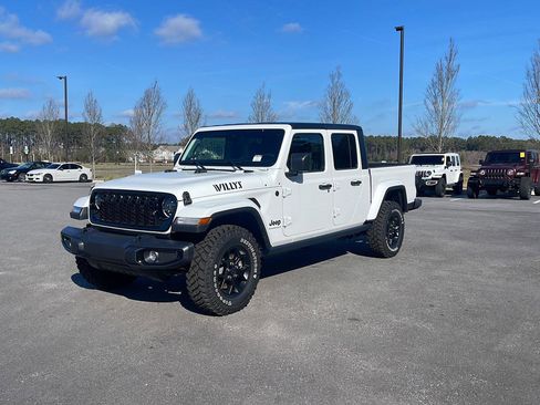 New 2025 Jeep Gladiator Willys image 3
