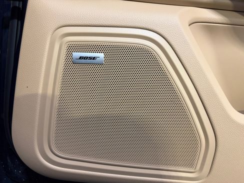 Certified 2020 Porsche Macan S AWD/4WD image 43