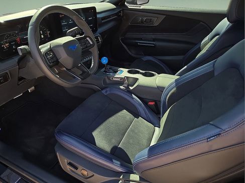 Used 2025 Ford Mustang Dark Horse w/ Dark Horse Handlin Package image 18