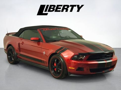 Used 2012 Ford Mustang Premium RWD image 1