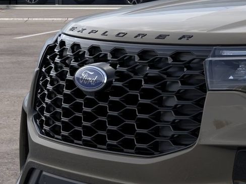 New 2026 Ford Explorer ST-Line w/ ST-Line Street Pack RWD image 17