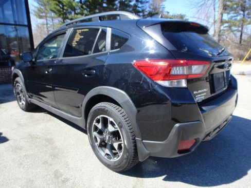 Used 2020 Subaru Crosstrek 2.0i Premium image 4