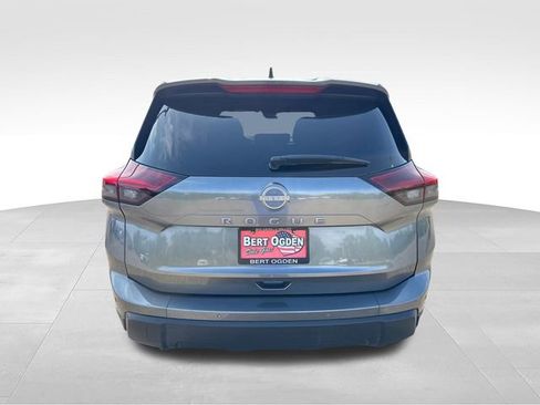 Certified 2025 Nissan Rogue S FWD image 7