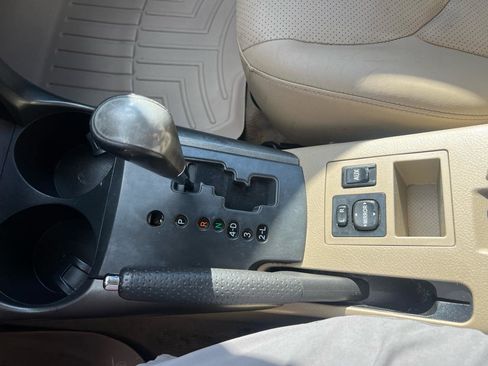 Used 2010 Toyota RAV4 Limited image 56