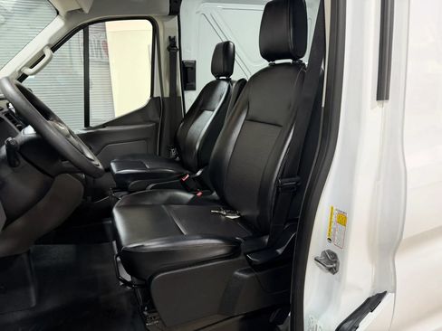 Used 2025 Ford Transit 250 148 Medium Roof RWD image 36