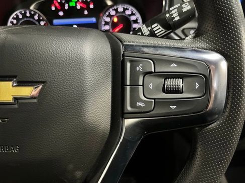 Used 2025 Chevrolet Blazer LT image 21