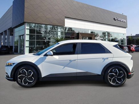 Certified 2024 Hyundai Ioniq 5 SEL RWD image 2