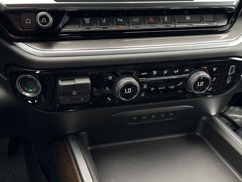 New 2026 Chevrolet Silverado 3500 High Country w/ High Country Premium Package AWD/4WD image 27