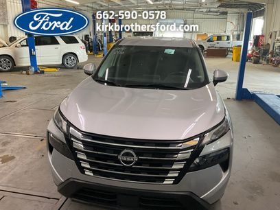 Used 2025 Nissan Rogue SV