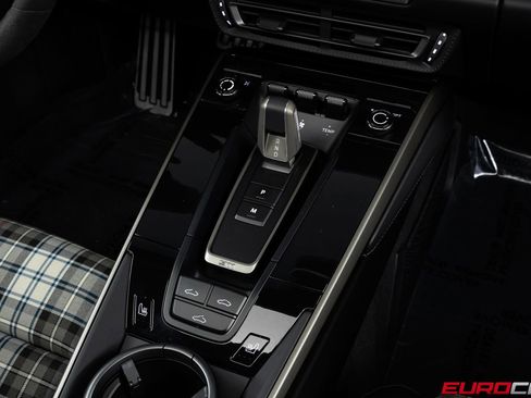 Used 2025 Porsche 911 Turbo S image 34