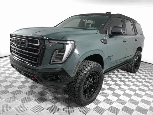 Used 2025 GMC Yukon AT4 Ultimate image 9