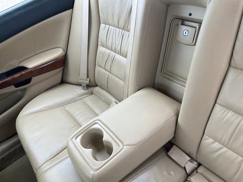 Used 2011 Honda Accord EX-L image 27