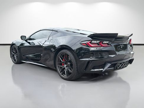 Used 2024 Chevrolet Corvette Z06 w/ Stealth Interior Trim Package RWD image 3
