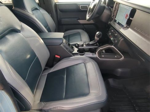 Used 2022 Ford Bronco Outer Banks image 26