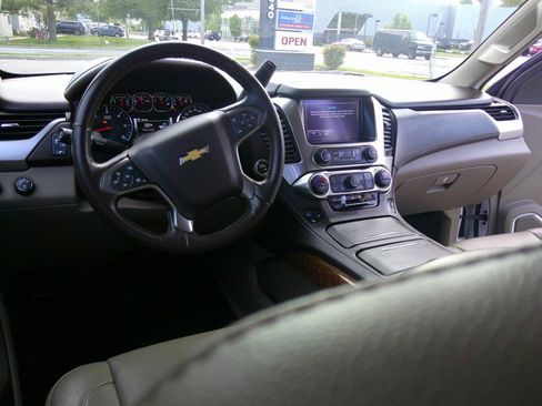 Used 2016 Chevrolet Tahoe LTZ AWD/4WD image 47