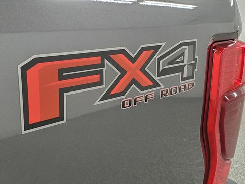 Used 2021 Ford F250 XL w/ STX Appearance Package image 27