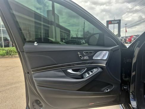 Used 2018 Mercedes-Benz S 450 Sedan image 16