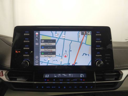 Certified 2023 Toyota Sienna Platinum AWD/4WD image 8