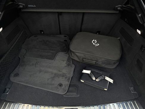 Used 2023 Porsche Cayenne Turbo S image 70