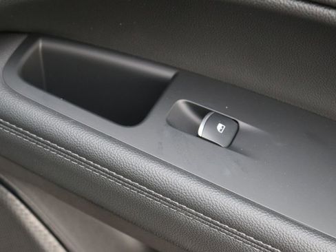 New 2025 Alfa Romeo Stelvio Sprint image 32