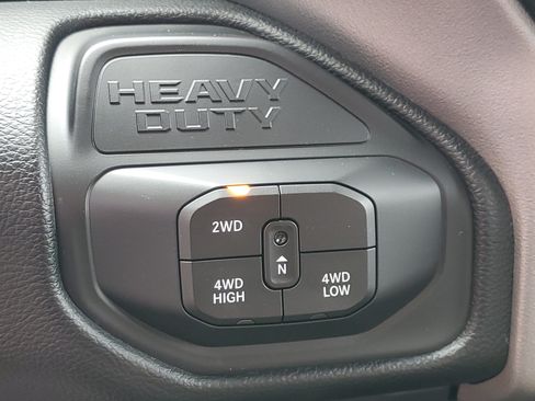 Used 2026 RAM 2500 Big Horn AWD/4WD image 18