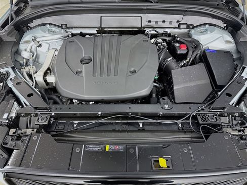 New 2026 Volvo XC60 B5 Ultra w/ Protection Package Premier image 32