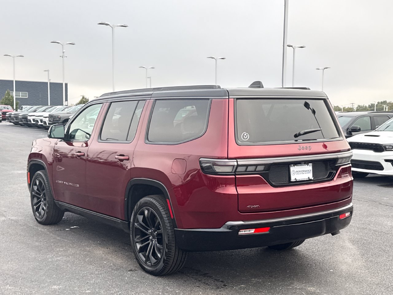 Certified 2026 Jeep Grand Wagoneer Summit AWD/4WD image 5