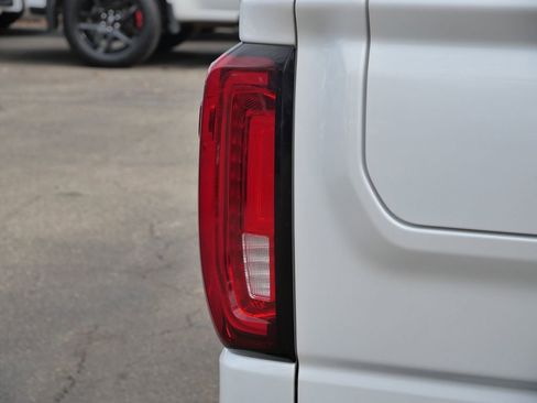 Used 2020 GMC Sierra 1500 Denali w/ Denali Ultimate Package image 9