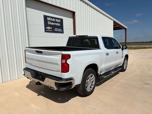 New 2026 Chevrolet Silverado 1500 LTZ w/ Z71 Off-Road Package AWD/4WD image 6
