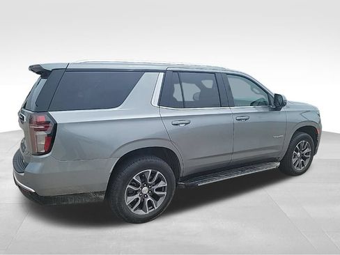 Used 2023 Chevrolet Tahoe LT w/ Luxury Package AWD/4WD image 18