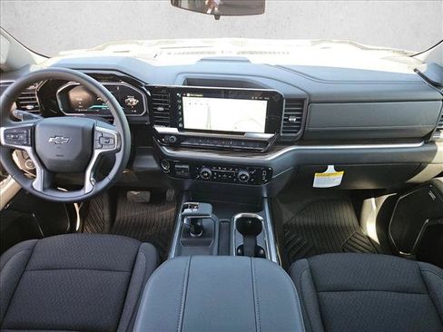 New 2026 Chevrolet Silverado 1500 LT Trail Boss w/ Convenience Package II AWD/4WD image 16