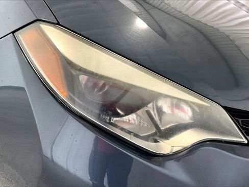 Used 2016 Toyota Corolla S image 28