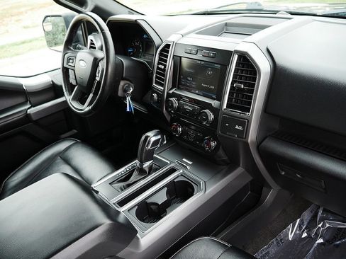Used 2015 Ford F150 XLT w/ Equipment Group 302A Luxury AWD/4WD image 53