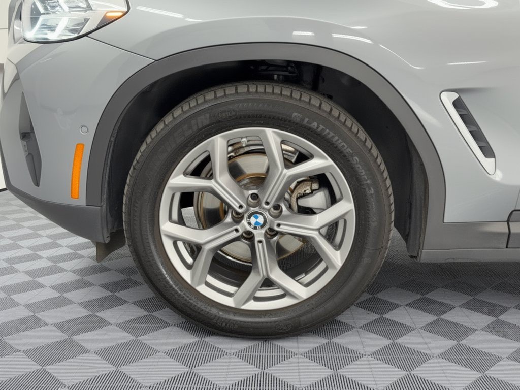Used 2024 BMW X3 xDrive30i w/ Premium Package w/ZPA AWD/4WD image 13