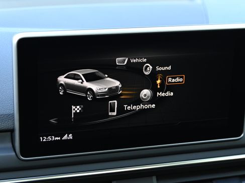 Used 2018 Audi A4 2.0T Premium Plus w/ Premium Plus Package image 35