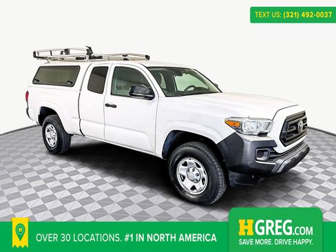 Used 2020 Toyota Tacoma SR image 1