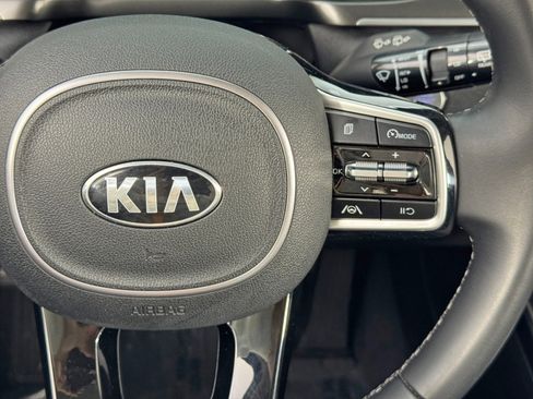 Used 2021 Kia Sorento S image 20
