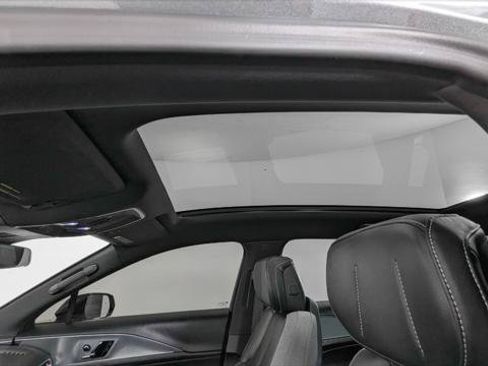Used 2024 Cadillac Lyriq Tech RWD image 16