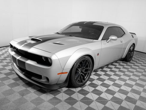 Used 2021 Dodge Challenger R/T Scat Pack image 8