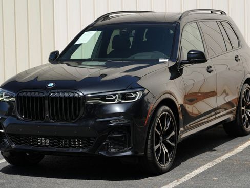 Used 2020 BMW X7 xDrive40i w/ M Sport Package AWD/4WD image 54