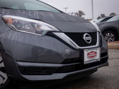 Used 2017 Nissan Versa Note SV image 3